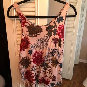 Sleeveless blouse